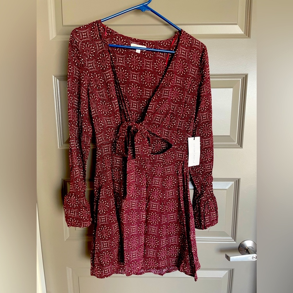 NWT Cotton Candy La Maroon and White Flowy Dress